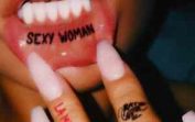 La Mano 1.9 – Sexy Woman